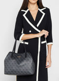 Vikky Tote Bag